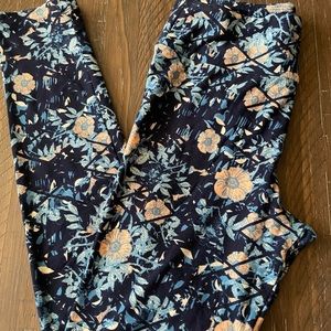 LulaRoe Flower Leggings